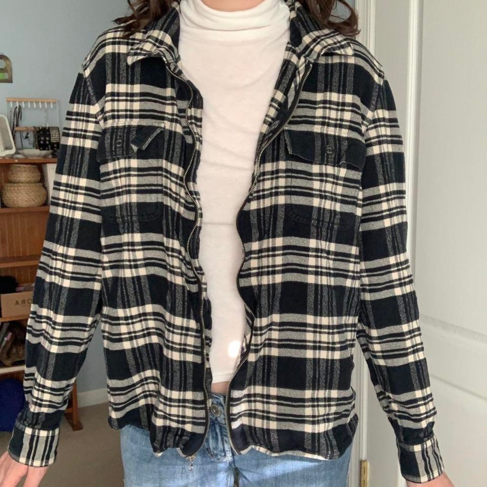90s grunge style black & cream plaid zip up flannel by chaps